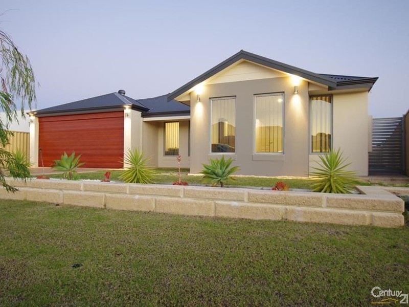 13 Advance Road, Dalyellup WA 6230