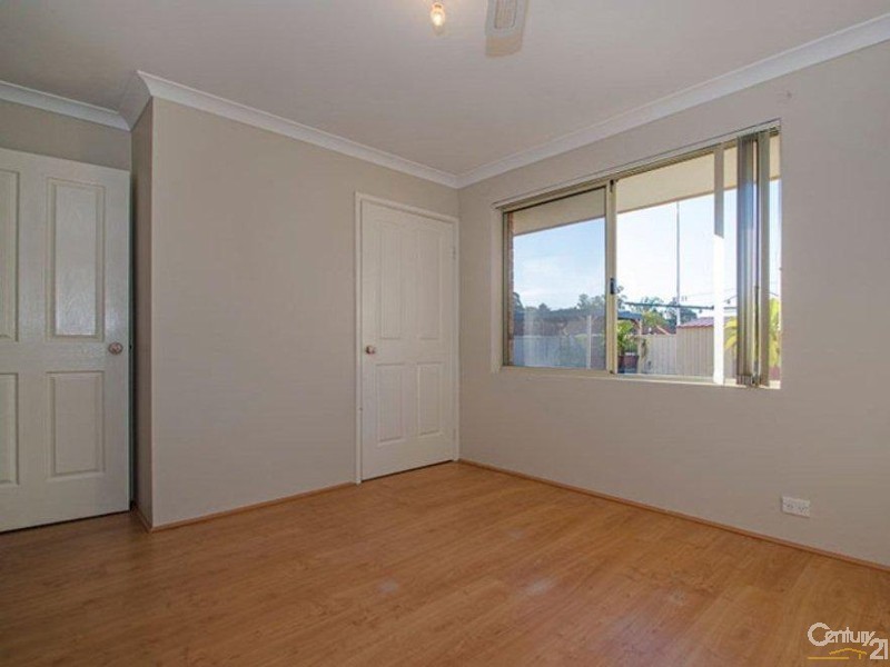 42 Somerville Drive, College Grove WA 6230