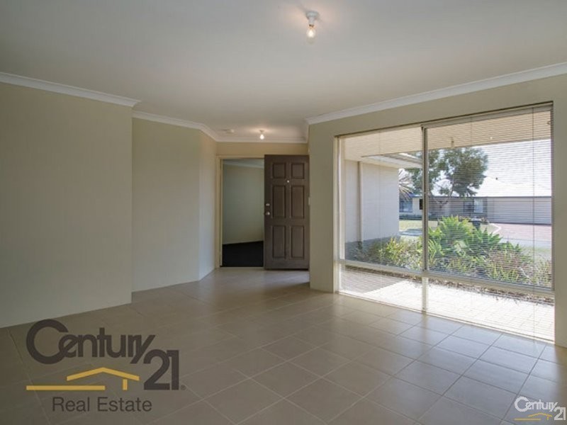 34 Nepean Turn, Millbridge WA 6232