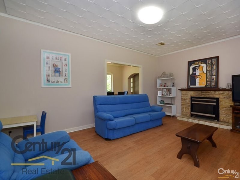9 Crowd Road, Gelorup WA 6230