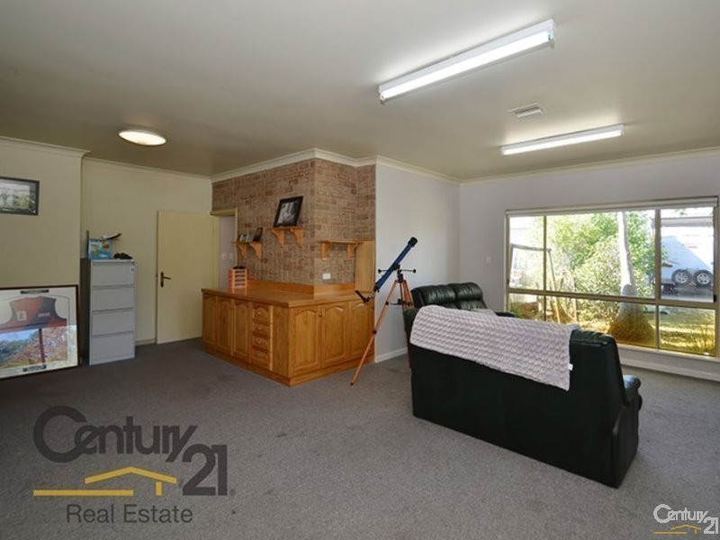 9 Crowd Road, Gelorup WA 6230