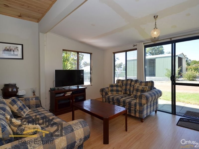 9 Crowd Road, Gelorup WA 6230