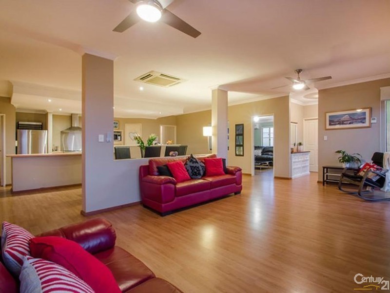 6 Chaudiere View, Australind WA 6233