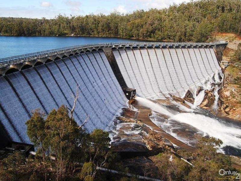 114 Wittenoom St, Collie WA 6225