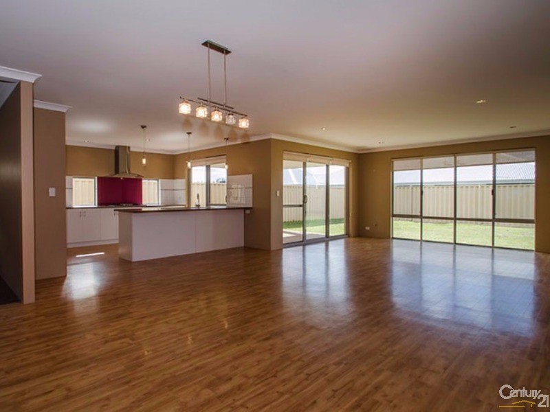 3 Kambany Approach, Dalyellup WA 6230