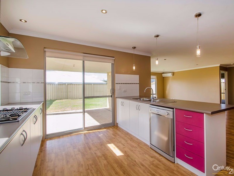 3 Kambany Approach, Dalyellup WA 6230