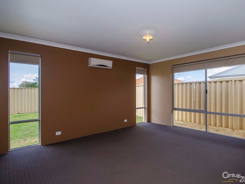 3 Kambany Approach, Dalyellup WA 6230