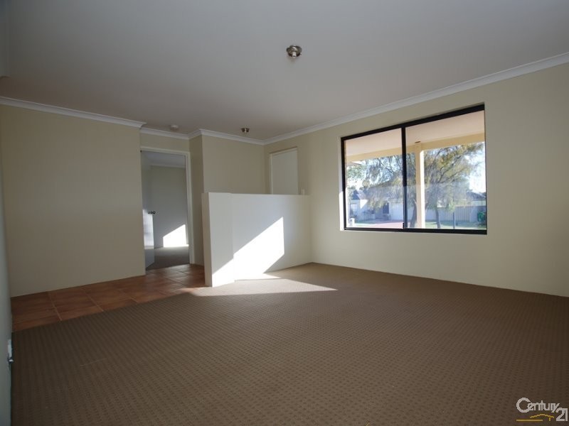 19 Coojong Road, Dalyellup WA 6230