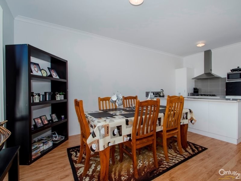 61 Quealum Way, Dalyellup WA 6230