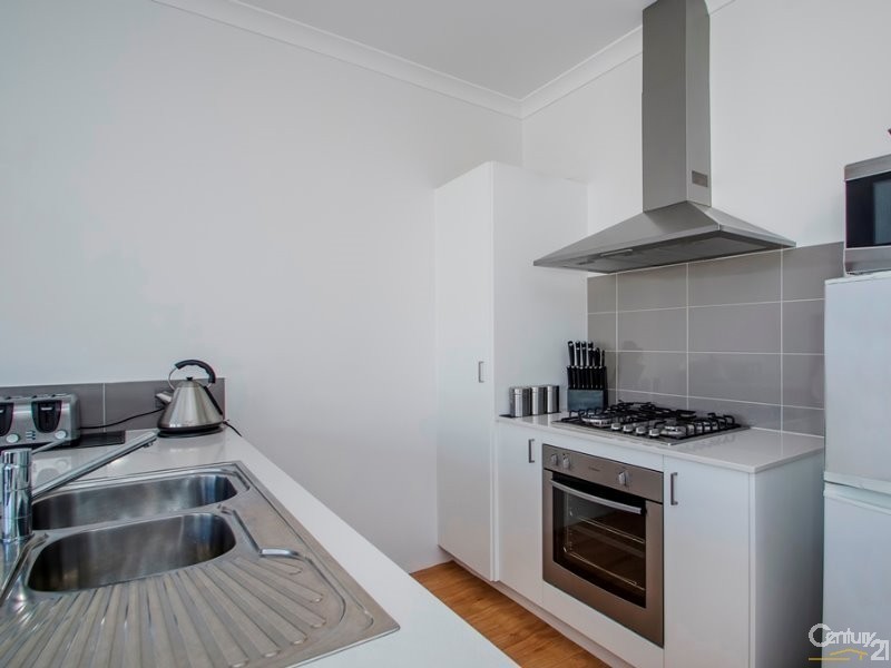 61 Quealum Way, Dalyellup WA 6230