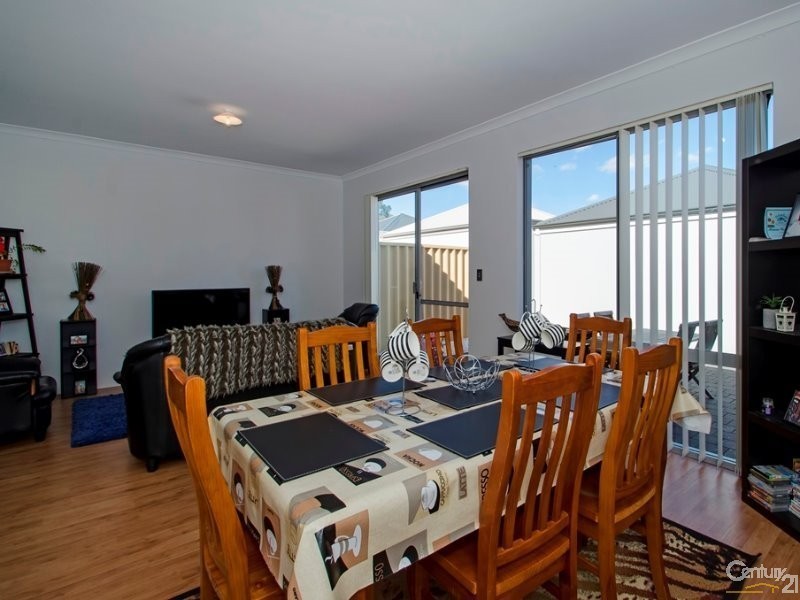 61 Quealum Way, Dalyellup WA 6230