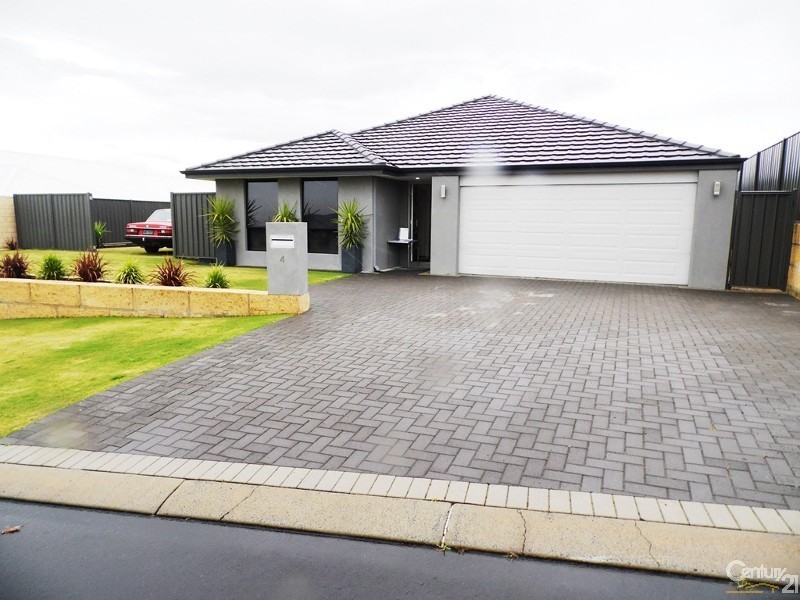 4 Sadler Circuit, Australind WA 6233