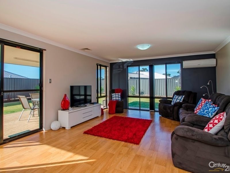 4 Sadler Circuit, Australind WA 6233