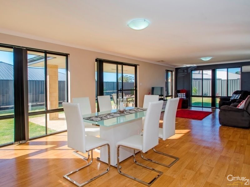 4 Sadler Circuit, Australind WA 6233