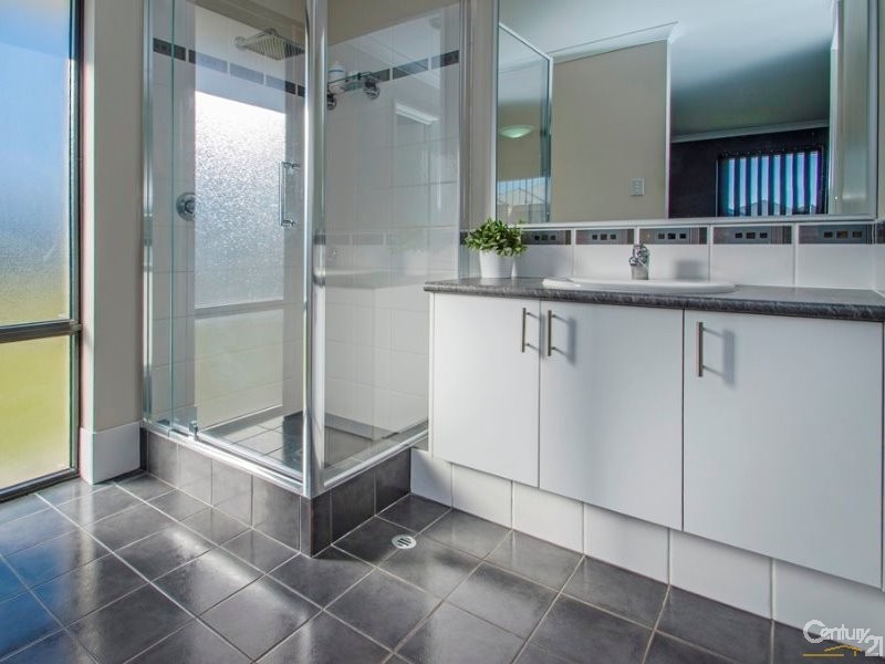 4 Sadler Circuit, Australind WA 6233