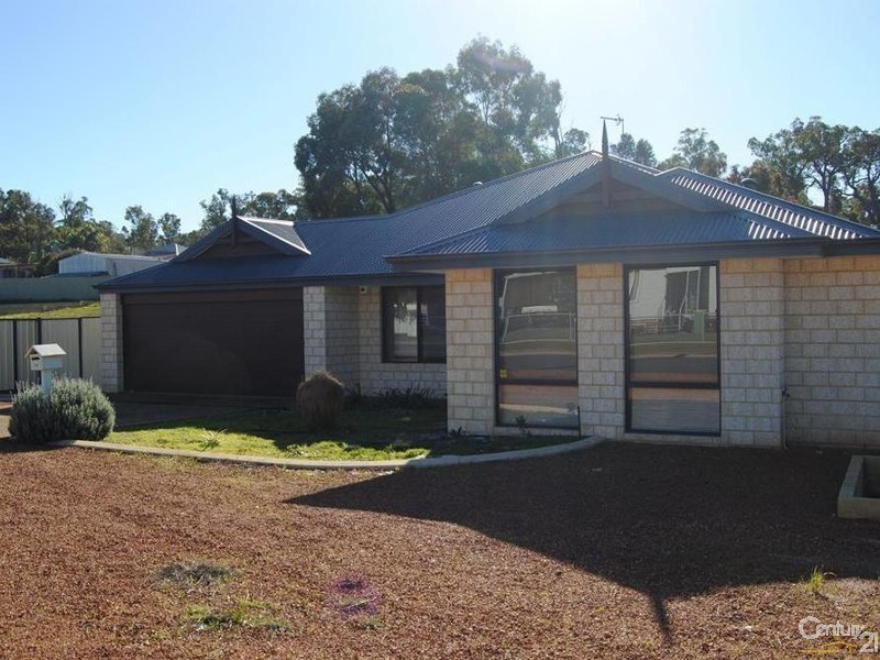 14 Irwin Street, Collie WA 6225