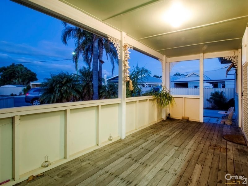 9 Macauley Street, South Bunbury WA 6230