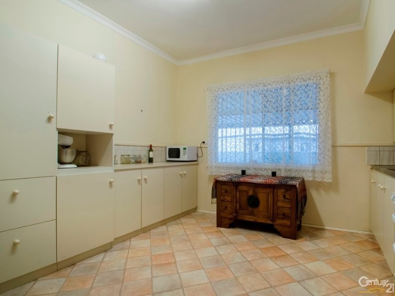 9 Macauley Street, South Bunbury WA 6230