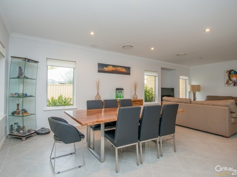 12 Jade Crescent, Dalyellup WA 6230