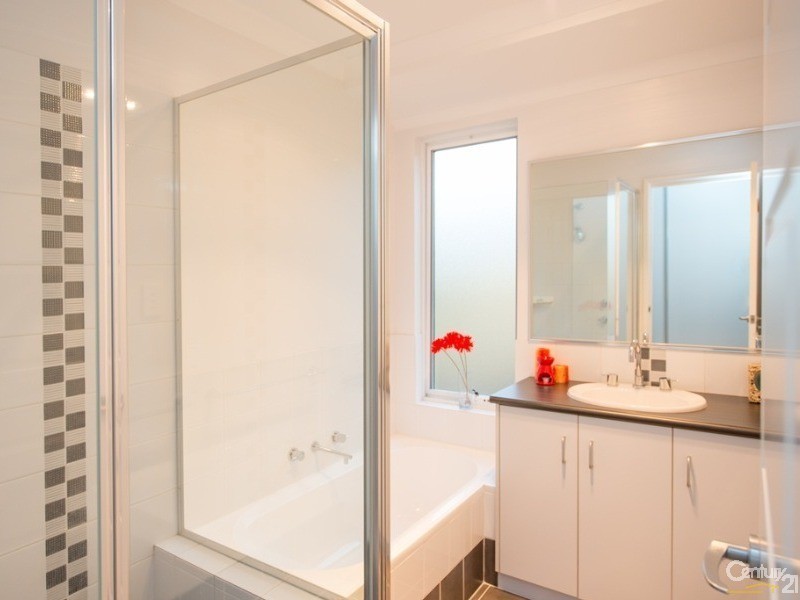 12 Jade Crescent, Dalyellup WA 6230