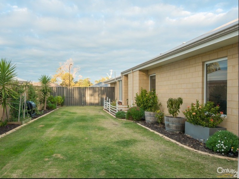 12 Jade Crescent, Dalyellup WA 6230