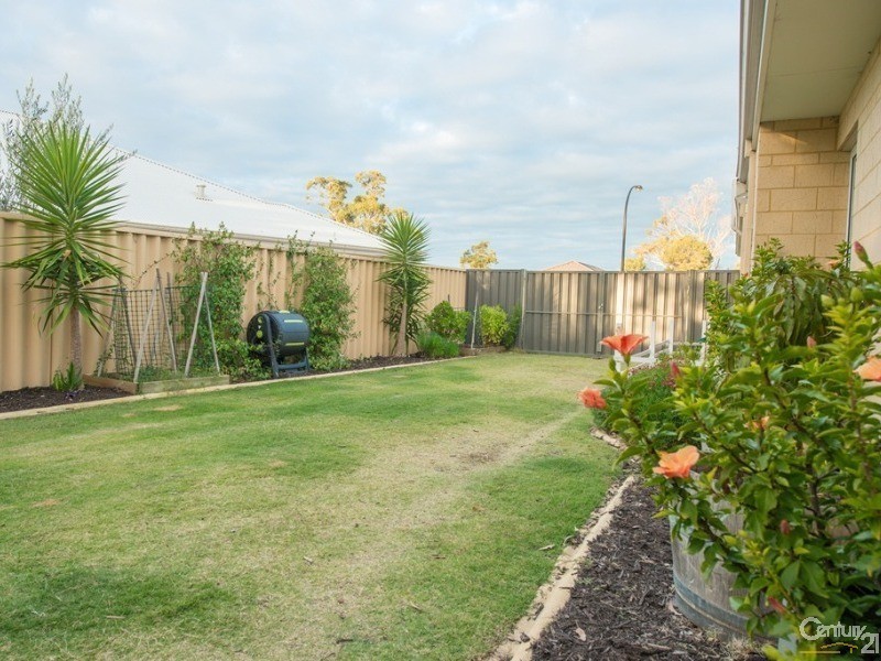 12 Jade Crescent, Dalyellup WA 6230