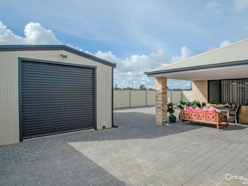 27 Pluto Drive, Australind WA 6233