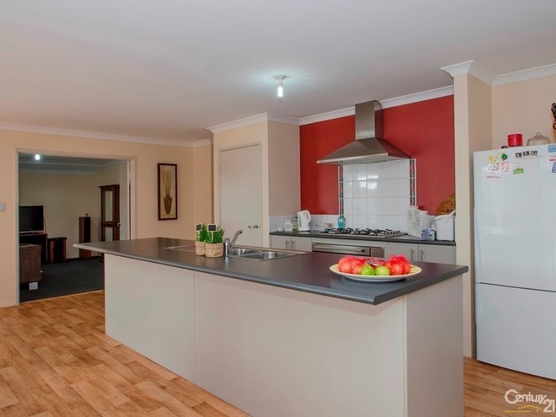 27 Pluto Drive, Australind WA 6233