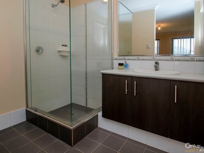 27 Pluto Drive, Australind WA 6233