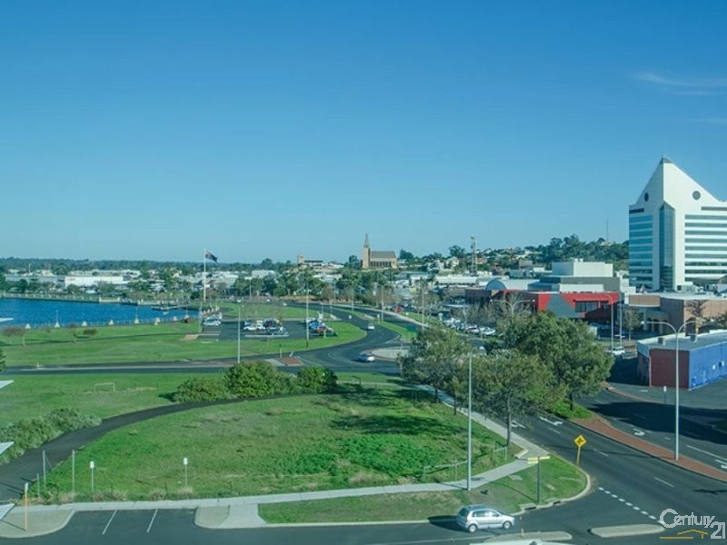 30/11 Casuarina Drive, Bunbury WA 6230