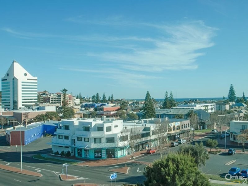 30/11 Casuarina Drive, Bunbury WA 6230