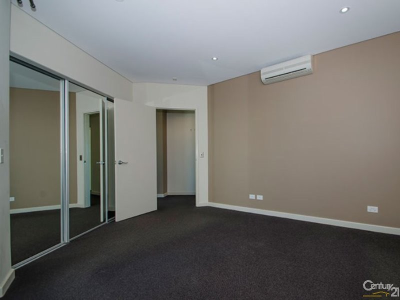 30/11 Casuarina Drive, Bunbury WA 6230