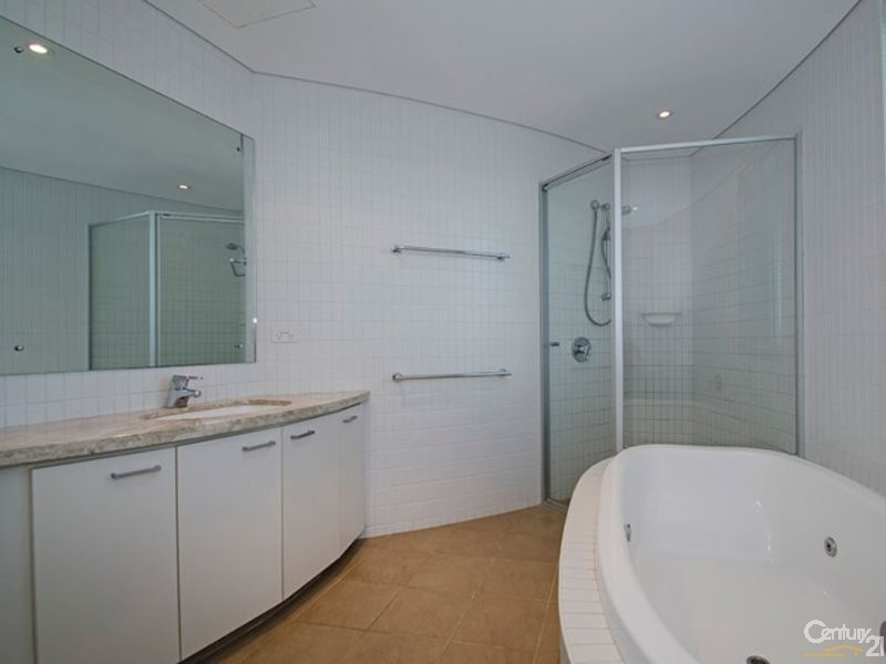 30/11 Casuarina Drive, Bunbury WA 6230