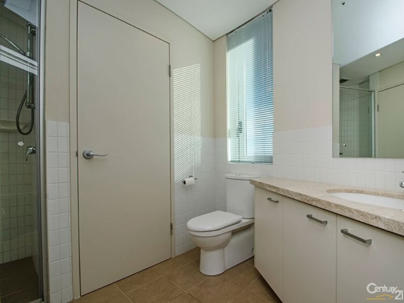 30/11 Casuarina Drive, Bunbury WA 6230