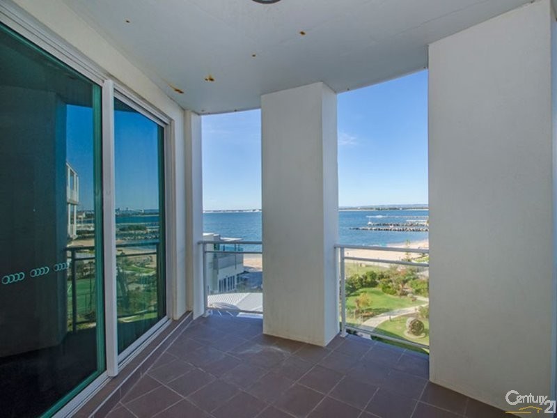 30/11 Casuarina Drive, Bunbury WA 6230