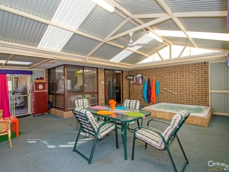 32 Waterwitch Street, Carey Park WA 6230