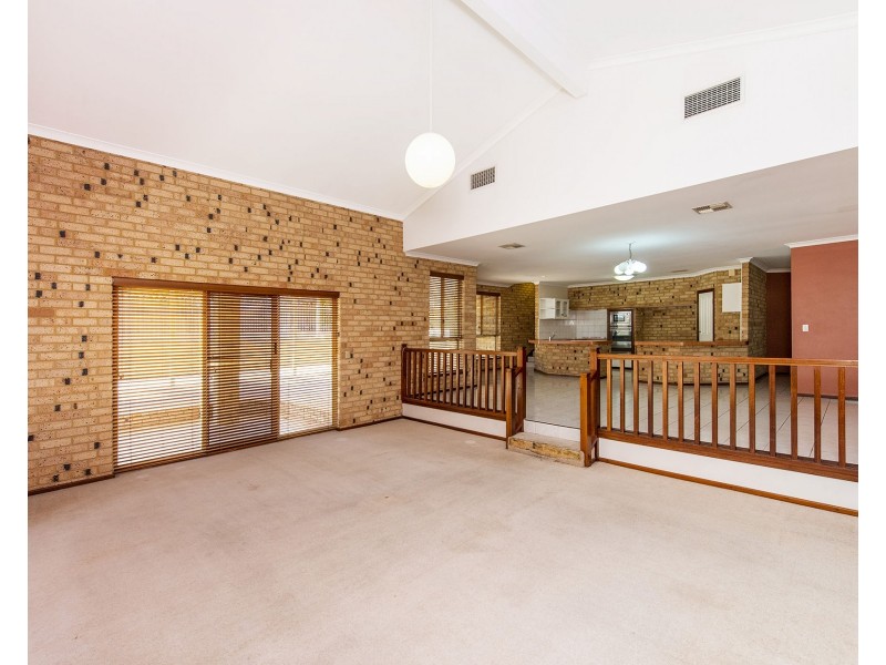 10 Kalari Rise, South Bunbury WA 6230