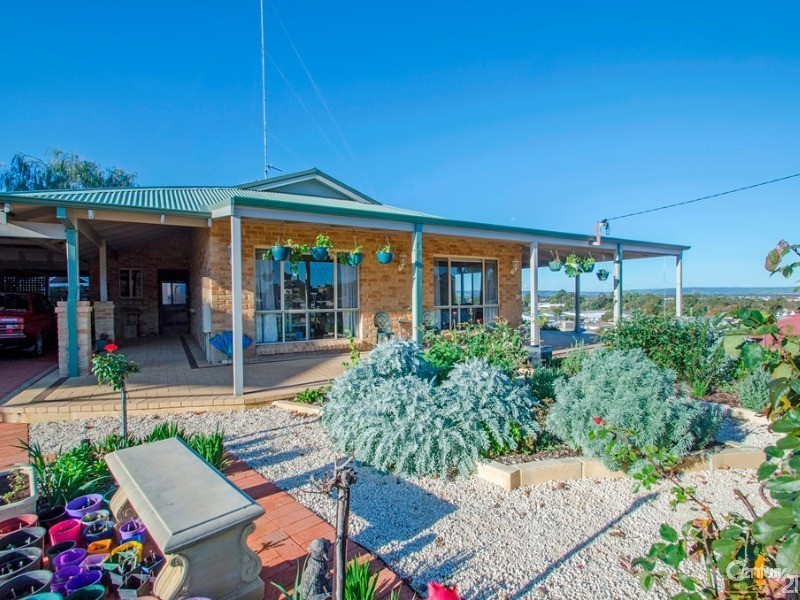 8 Crocker Place, Australind WA 6233