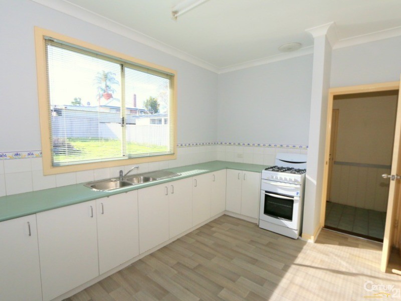 6 Belcher Street, Carey Park WA 6230