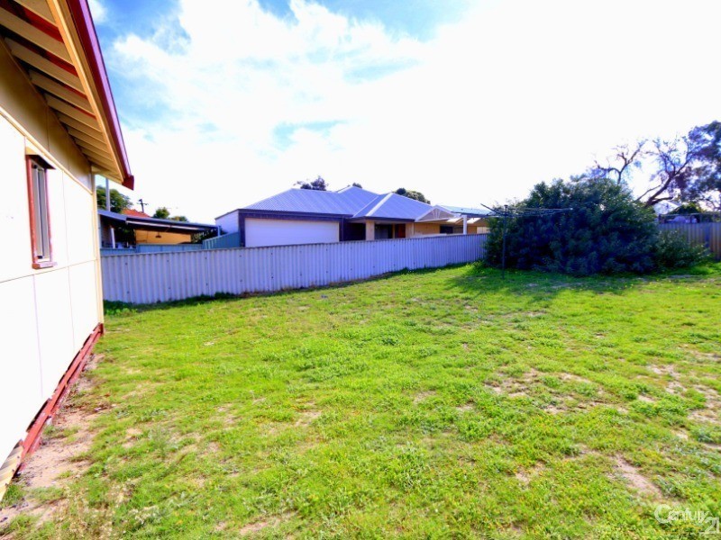 6 Belcher Street, Carey Park WA 6230