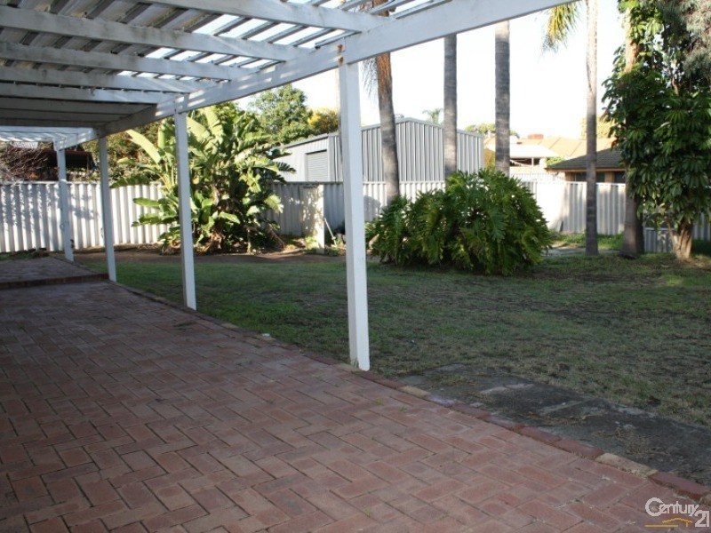 107 Lucy Victoria Avenue, Australind WA 6233