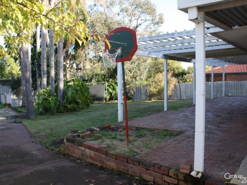 107 Lucy Victoria Avenue, Australind WA 6233