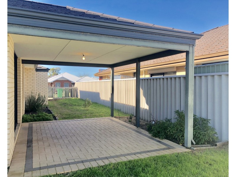 33 Mooralup Turn, Dalyellup WA 6230
