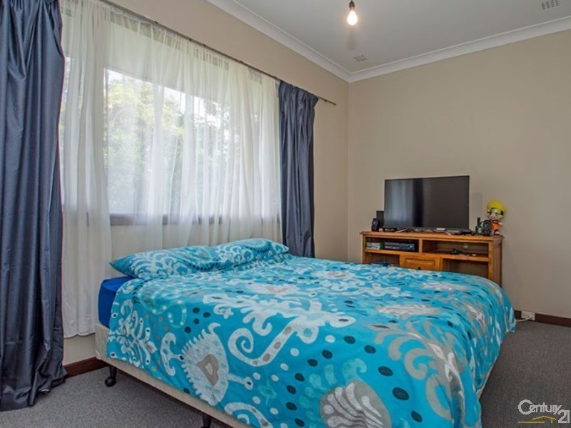 12B Nuytsia Avenue, Carey Park WA 6230