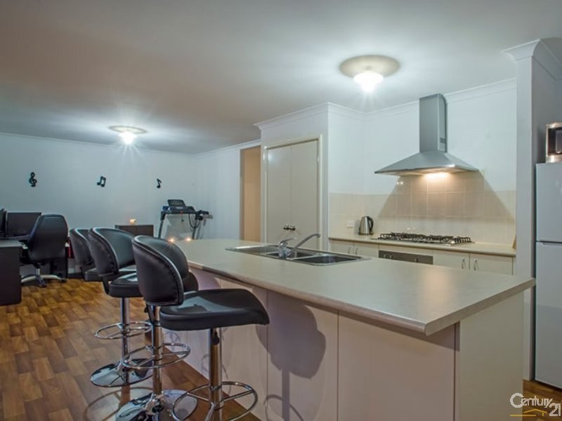 1 Burwood Road, Australind WA 6233