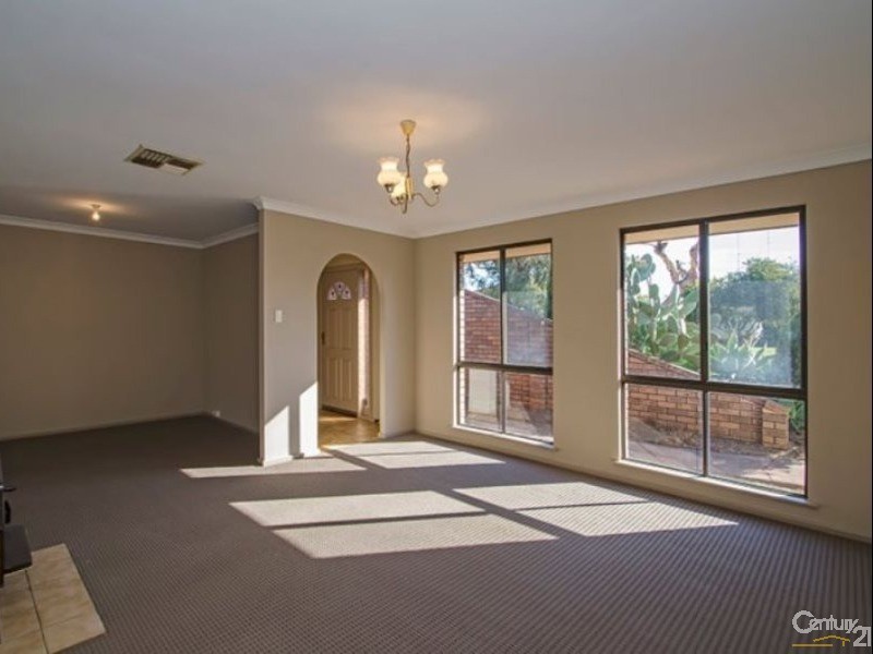 34 Ganfield Street, Carey Park WA 6230