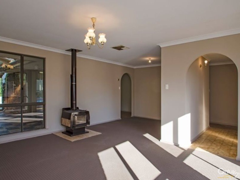 34 Ganfield Street, Carey Park WA 6230