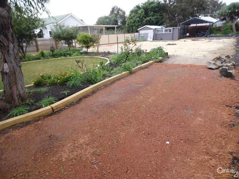 17 Jindee Street, Carey Park WA 6230