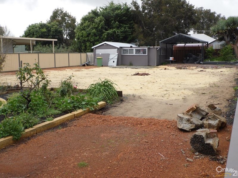 17 Jindee Street, Carey Park WA 6230