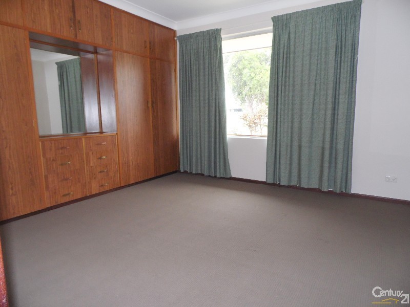 A/3 Hamersley Drive, Carey Park WA 6230